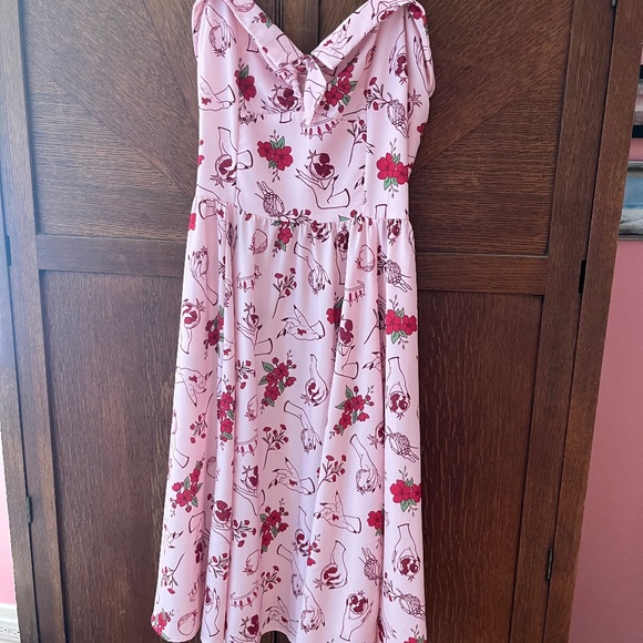 XL Spring Persephone EUC - Picture 1 of 3